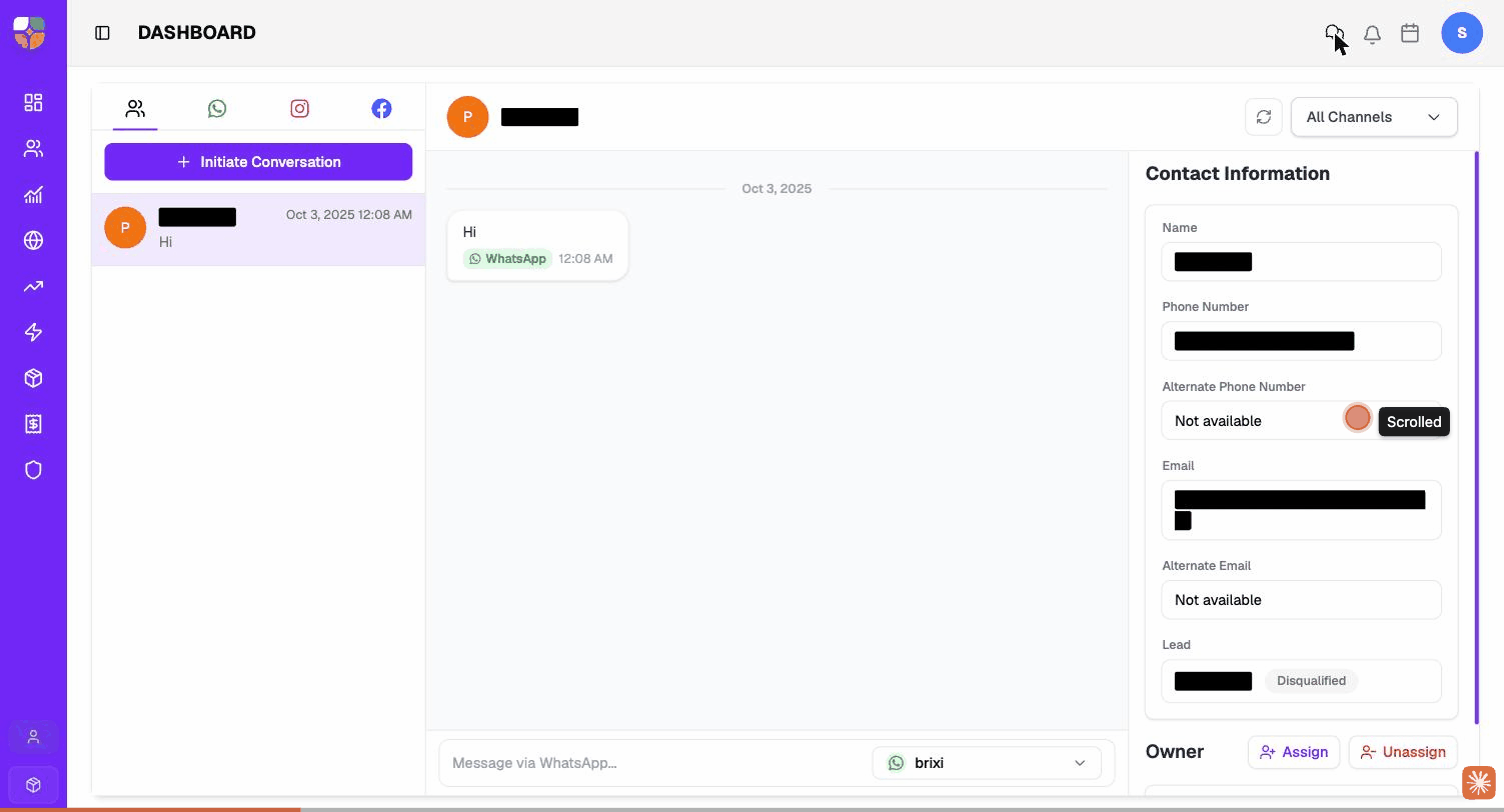 Clicking the composer opens the message popup with the To field, formatting toolbar, body and the sender selector at the bottom. Phone numbers and sender name masked.